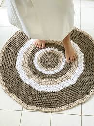 Each of these patterns gives recommendations, but most involve cotton yarn of some kind. Crochet Round Rug Pattern Handy Little Me