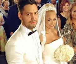 She is best known for her singles my love on you and panda madam. Dezvaluire Cutremuratoare Anda Adam Divorteaza De Sotul Ei Motivul Este Incredibil Evenimentul Zilei