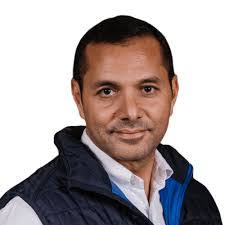 Andrew El's Instagram, Twitter & Facebook