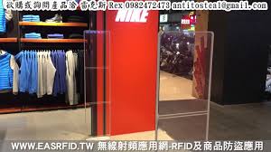 eas商品防盜系統 透明有機玻璃 價格公道實在 欲購洽0982472473 rex 這款eas商品防盜系統適用於各種不同的商店 例如服飾店 百貨公司 鞋站 精品包包店等等 它有精確的感應率及很寬的感測範圍 想要購買請跟我聯絡 098247247 locker storage storage home decor