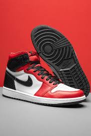 Air Jordan 1 High Retro Wmns Satin Snake Cd0461 601 2020 In 2020 Air Jordans Snakeskin Leather Jordans