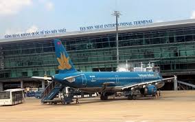 A typical day at the tan son nhat airport in saigon (1968). Táº¡i Sao San Bay Tan SÆ¡n Nháº¥t Luon Qua Táº£i May Bay ThÆ°á»ng Xuyen Bá»‹ Cháº­m