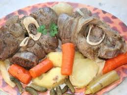 Jarret De Boeuf En Pot Au Feu Pot Au Feu Recette De Plat Recettes De Cuisine