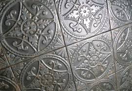 Ceramic Porcelain Tile That Looks Like Decorative Pressed Tin Spanish Ceramic Tiles Replicating A Presse Pressed Tin Tiles Kitchen Splashback Tiles Tin Tiles
