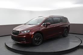 Starting at starting at price represents the manufacturer's suggested retail price (msrp) for the base model minus total discounts (where applicable). New 2021 Chrysler Pacifica Hybrid Hybrid Limited Passenger Van In Dallas Mr544426 Dallas Dodge Chrysler Jeep Ram