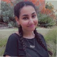 Janna Hansen's Instagram, Twitter & Facebook