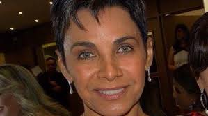 Edna Gomes diz que não foi demitida do jornal "O Hoje". Pediu pra sair