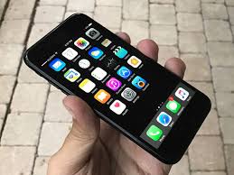 Can charge with a phone case which is up to 5mm thick. Best Charging Docks For Iphone 7 Imore