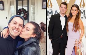Josh kerr, jake scott & cale dodds. Maddie Tae Star Taylor Dye And Josh Kerr Are Married Pictures
