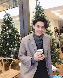 Nguyễn's education is listed on their profile. Hot Boy Nguyá»…n Tuáº¥n Anh