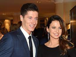 We did not find results for: Robert Lewandowski Scharfe Fotos Frau Anna Ist Sein Heissestes Geschenk News De