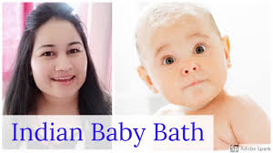 The indian style of bathing a newborn baby is known as the 'leg bath'. Traditional Indian Baby Bathing à¤¸à¤° à¤¦ à¤¯ à¤® à¤¬à¤š à¤š à¤• à¤• à¤¸ à¤¨à¤¹à¤² à¤ Youtube