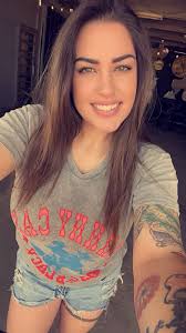 Dirty Larry's Roadside Dive...