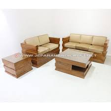 Kursi tamu minimalis, sofa tamu mewah ketika kita masuk rumah, ruangan pertama yang kita jumpai pastilah ruang tamu, yang pastinya di lengkapi dengan beberapa perabotan semacam kursi tamu jati atau sofa tamu jepara. Kursi Tamu Jati Minimalis Blok Mebel Jepara Terbaru Kursi Mebel Minimalis