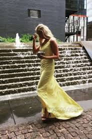 How to lose a guy in 10 days yellow dress for sale. Kate Hudson How To Lose A Guy In 10 Days Yellow Dress For Sale Thecelebritydresses