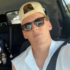 Benson Smith (@bensonsmitty)