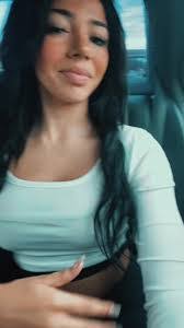 Tia Rutledge's Instagram, Twitter & Facebook