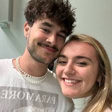 Joey Oslund's Instagram, Twitter & Facebook