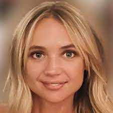 Piper Obradovich's Instagram, Twitter & Facebook