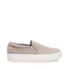 2,520 items on sale from $25. Gills Grey Suede Steve Madden