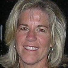 Maureen Farrington's Instagram, Twitter & Facebook