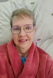 Goeie more julle Ons doen vanoggend voorbidding vir George Bence wat met  chemo begin, mag jy die Here se liefde en genade ervaar. Baie sterkte vir  jou, George en Barbara Bence🙏 Vanoggend