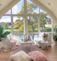 Suyun Kenarina Kondurulan Bu Ev Adeta Bir Masal Diyari 2020 Ev Dekoru Ev Icin Tasarim Evler