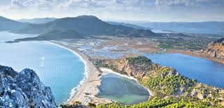 Bege dig till marmaris strand, ett populärt kustområde som ligger 2,2 km från centrala. Bodrum Und Marmaris Geheimtipps Und Reisetipps
