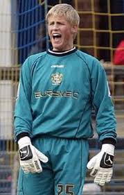 Kasper has agreed to forgo all his future wages, which is a huge concession by such a young man. schmeichel moved up two leagues to sign for leeds, but spent just one season at elland road. Uzivatel Kasper Schmeichel Na Twitteru Got To Say I Am Absolutely Gutted Seeing What Is Happening At Bury Great Club And Amazing People Really Hope The League Allow Them Back Their Fans
