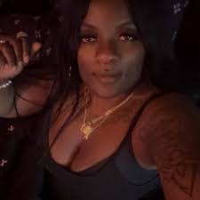 Nadia Kidd's Instagram, Twitter & Facebook