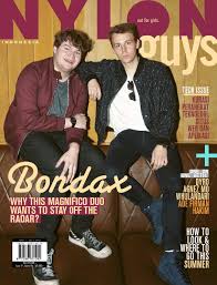Find stockbilleder af portræt af en ung og maskulin i hd og millionvis af andre royaltyfri stockbilleder, illustrationer og vektorer i shutterstocks samling. Nylonguys Indonesia Juni Juli 2015 By Haris Juniarto Issuu