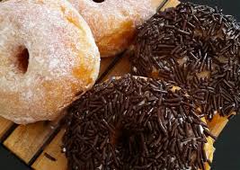 Makanan manis lezat kue permen pencuci mulut makan gula coklat donat. 7 Resep Donat Mudah Yang Pas Dengan Bujet Anak Kost