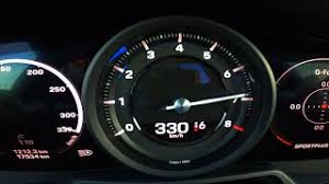There are only four models to choose from, carrera s 992 or 4s in coupe or. Tachovideo Porsche 911 Carrera 4s 992 0 100 Kmh Kph 0 60 Mph Beschleunigung Acceleration Youtube