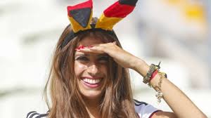 Gekrönt wurde ihr glück im januar: Cathy Hummels Wichtig Ist Neben Dem Platz Munchen Sz De
