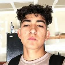 Stream Abel Medrano music