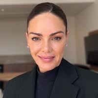 1600+ "Lyndi" profiles