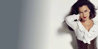 11 kasım 1973 tarihinde dünyaya gelen şevval. Who Is Sevval Sam Dating Sevval Sam Boyfriend Husband
