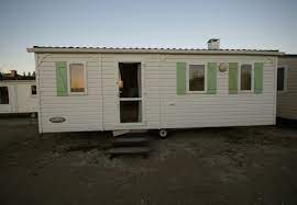 Le tipologie da noi proposte di case su ruote sono anche in pronta consegna, dalle misure variabili: Case Mobili Prefabbricate Su Ruote Come Vengono Realizzate 4springs Case Mobili