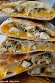 Cheesy Chicken Quesadillas Are Fully Loaded With Seasoned Chicken Cheddar Cheese And Monterey Jac In 2020 Chicken Quesadilla Recipe Chicken Quesadillas Cheesy Chicken