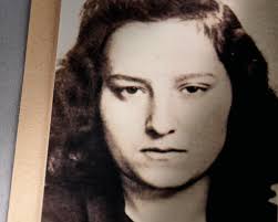 Seven lives — Display: Hanna