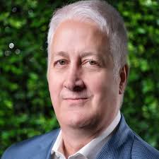 Directors & Executive Officers