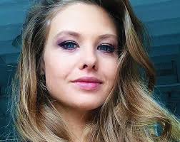 Naturalna anna karczmarczyk na premierze spektaklu demon teatru. Anna Karczmarczyk Wyznala Ze Jest Chora Wlosy Wychodzily Mi Garsciami Viva Pl