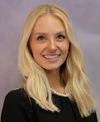 Ciara Willis's Instagram, Twitter & Facebook