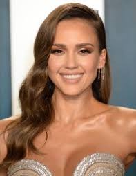 Check out the latest pictures, photos and images of jessica alba from 2020. Jessica Alba 2020 Vanity Fair Oscar Party Celebrity Hq Photo Gallery Celebrity Hq Photo Gallery Vettri Net