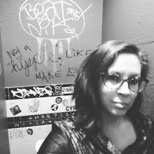 Has anyone seen the adorable doggie shaped bushes guarding the doors of  what looks like a Canine Cafe for your furry friends