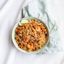 Located at kitchen united mix at 831 n. Camile Thai At Kitchen United Mix Thai 205 W Wacker Dr Chicago Il Restaurant Reviews Phone Number Menu