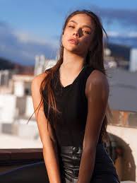 Safarova es una conocida amiga de neymar, de hecho tuvo durante principios del año pasado una relación amorosa con el delantero del psg. 7 Potret Katerina Safarova Model Seksi Yang Diisukan Jadi Pacar Rahasia Neymar Bola Liputan6 Com