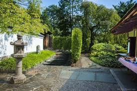 Petit Jardin Japonais 100 Idees Pour Amenager Un Exterieur D Ambiance Zen Et Moderne Decorations Pour La Maison Petit Jardin Japonais Jardin Japonais Jardins
