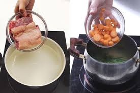 Goreng dengan api kecil agar tidak meletus, jika sudah matang kecokelatan. Tips Masak Sayur Sop Enak Mulai Dari Pembuatan Kaldu Hingga Urutan Memasukkan Sayur Ke Dalam Sop Semua Halaman Sajian Sedap