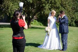 How A Wedding Coordinator Works With A Wedding Photographer Worcester Ma Wedding Photographers Wedding Coordinator Wedding Photographers Wedding Photography